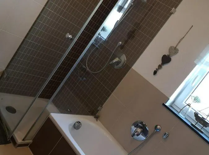 Landlebenleuter * Boms