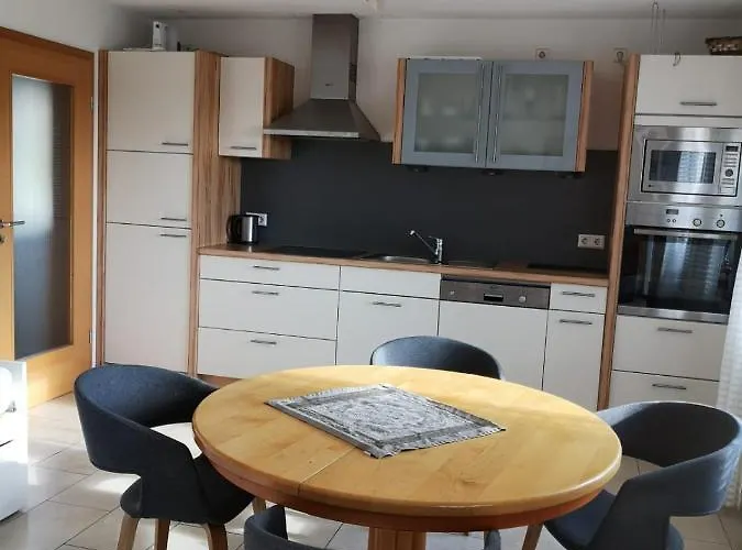 Landlebenleuter Apartman *